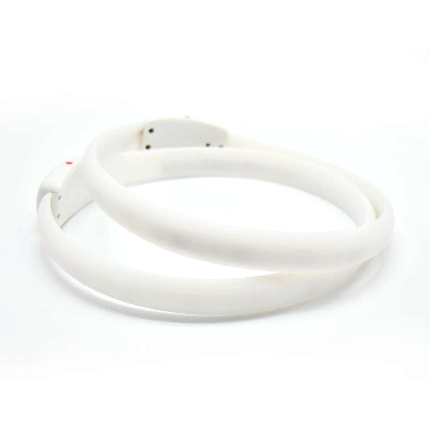 White USB rechargeable flash dog collar with RGB light, silicone construction, size L 2.5x65cm
