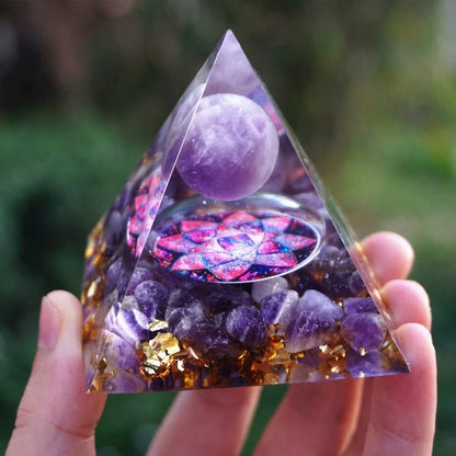 Premium Tiger's Eye Orgonite Pyramid with Amethyst, Calming Meditation Accessory for Balancing Energy and Purifying Space