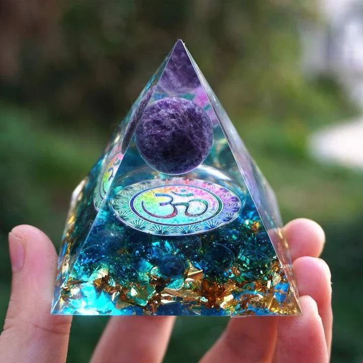 Premium Tiger's Eye Orgonite Pyramid with Amethyst, Calming Meditation Accessory for Balancing Energy and Purifying Space