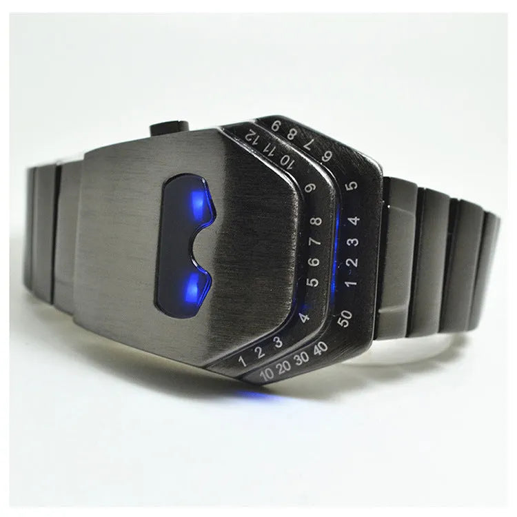 Alloy men's electronic watch black diamond dial with number display on alloy strap