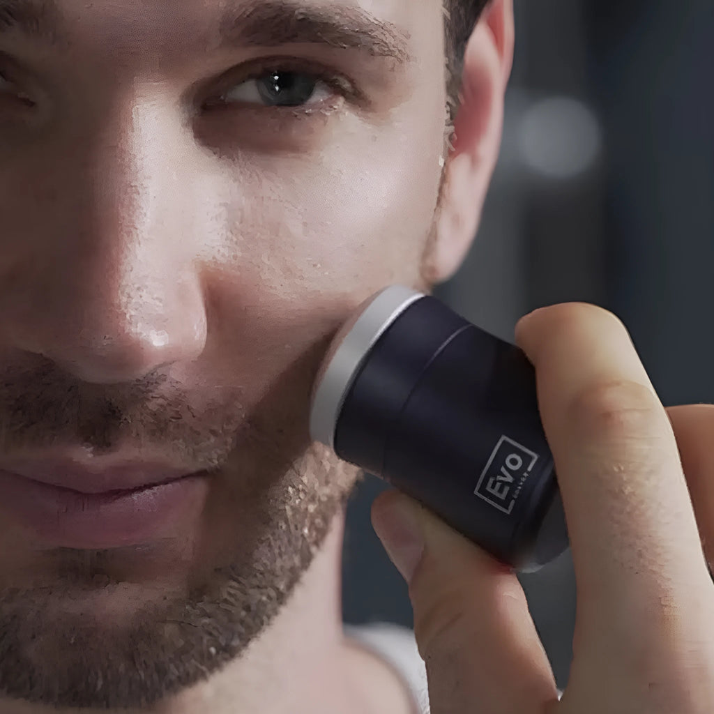 Space blue electric portable shaver with rotary 3 heads, Type-C charging, 6000 RPM speed, and 70g lightweight body