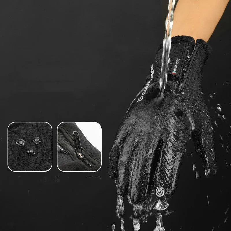 Unisex winter cycling gloves in black made of polar fleece with split finger design and printed pattern