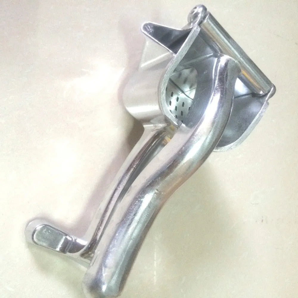 Silver aluminium alloy heavy duty lemon squeezer with large bowl and 24 cm lever