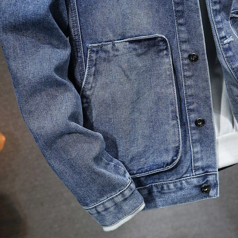 Men's slim-fit hooded denim jacket in light blue with cotton lining
