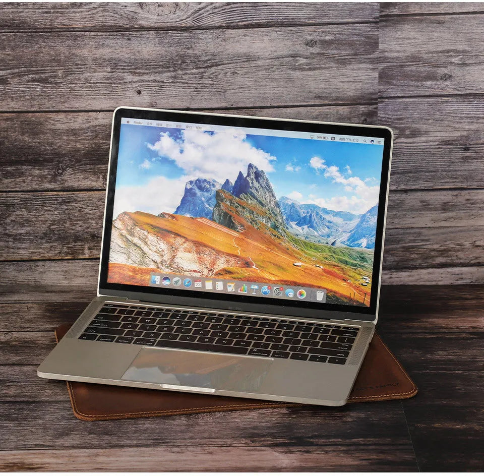 Brown crazy horse leather laptop bag for 13.3-inch MacBook Pro and MacBook Air, horizontal or vertical style
