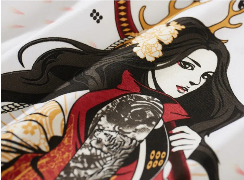 Cotton embroidered short sleeve t-shirt for men and women, round neck, available in black and white, sizes M to 3XL