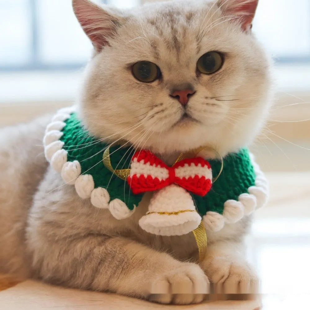 Christmas knitted wool pet scarf with festive patterns in sizes XS S M L for dogs and cats
