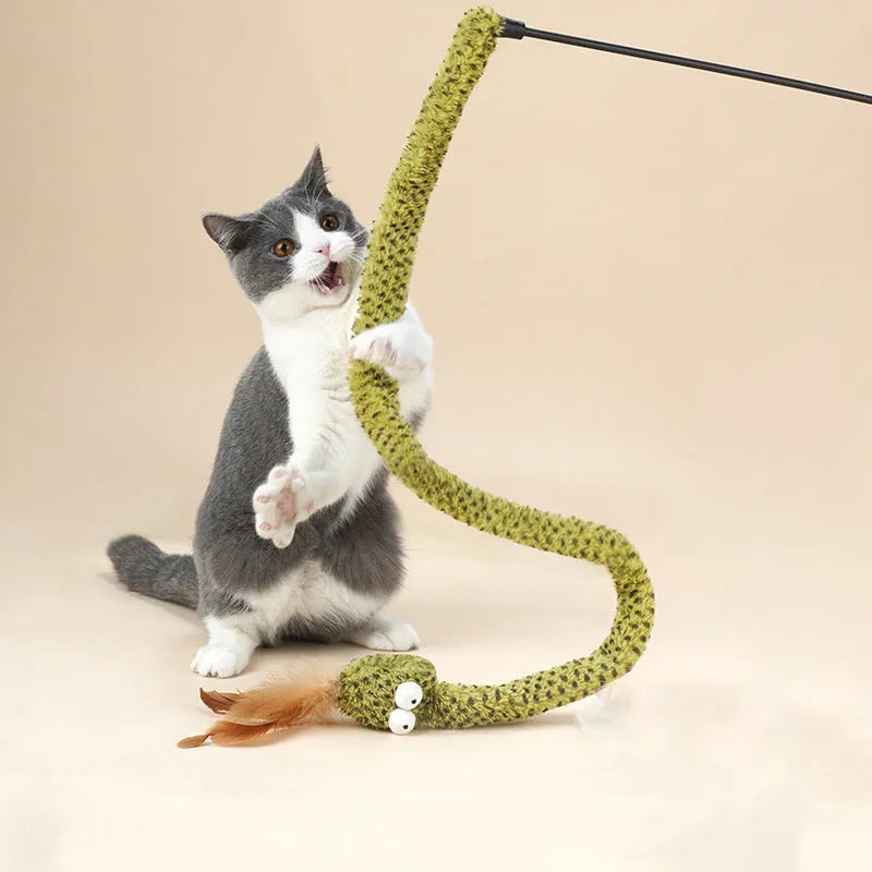 Green cat teasing wand with feather attachment on 140 cm pole