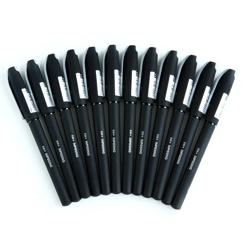 Frosted black 0.5mm quick dry business pen on white background