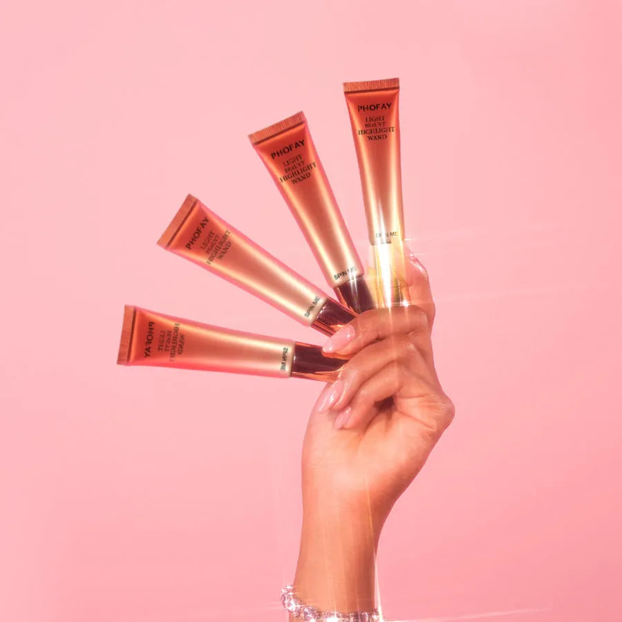 PHOFAY highlighter wand 15 ml liquid illuminator with twist-open sponge applicator silky shiny finish