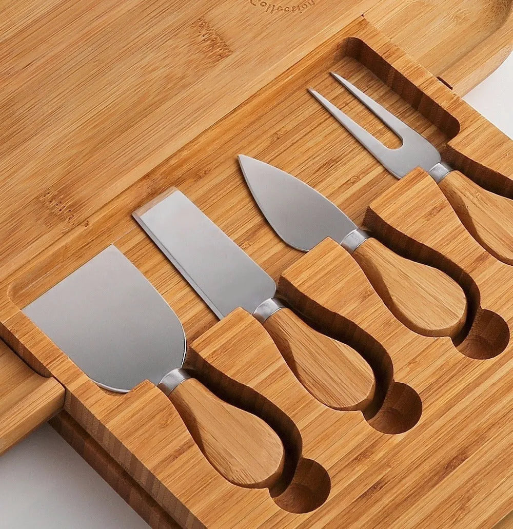 Square bamboo cutting board in wood colour with four knives and forks arranged on top