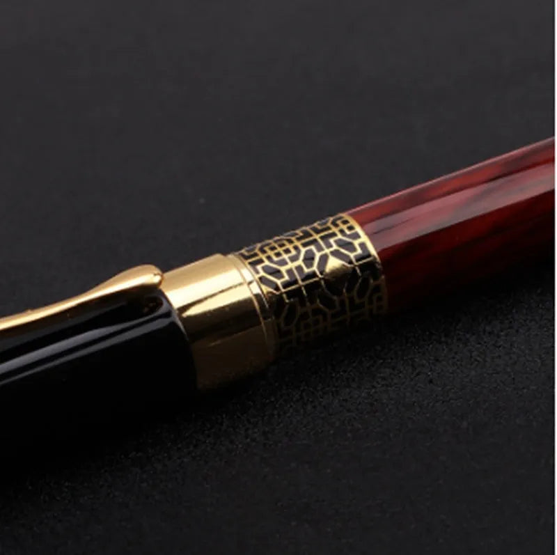 Imitation mahogany metal fountain pen with 0.5mm nib and black ink, wood grain finish