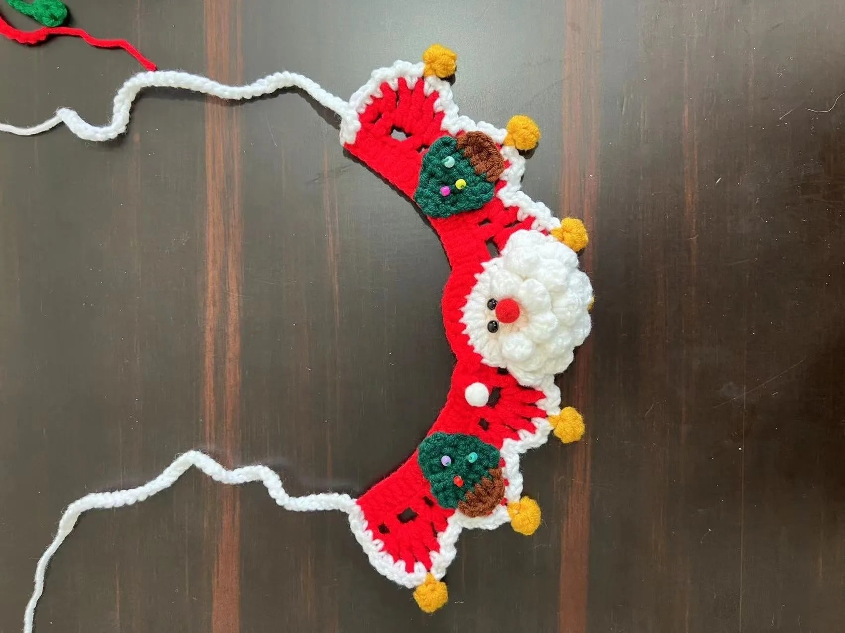 Christmas knitted wool pet scarf with festive patterns in sizes XS S M L for dogs and cats