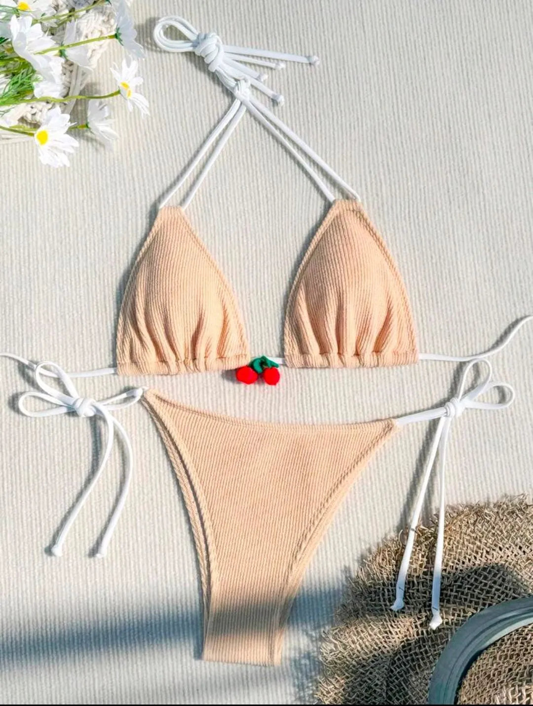 Women's solid colour bikini swimsuit in high elasticity fabric with backless briefs style design