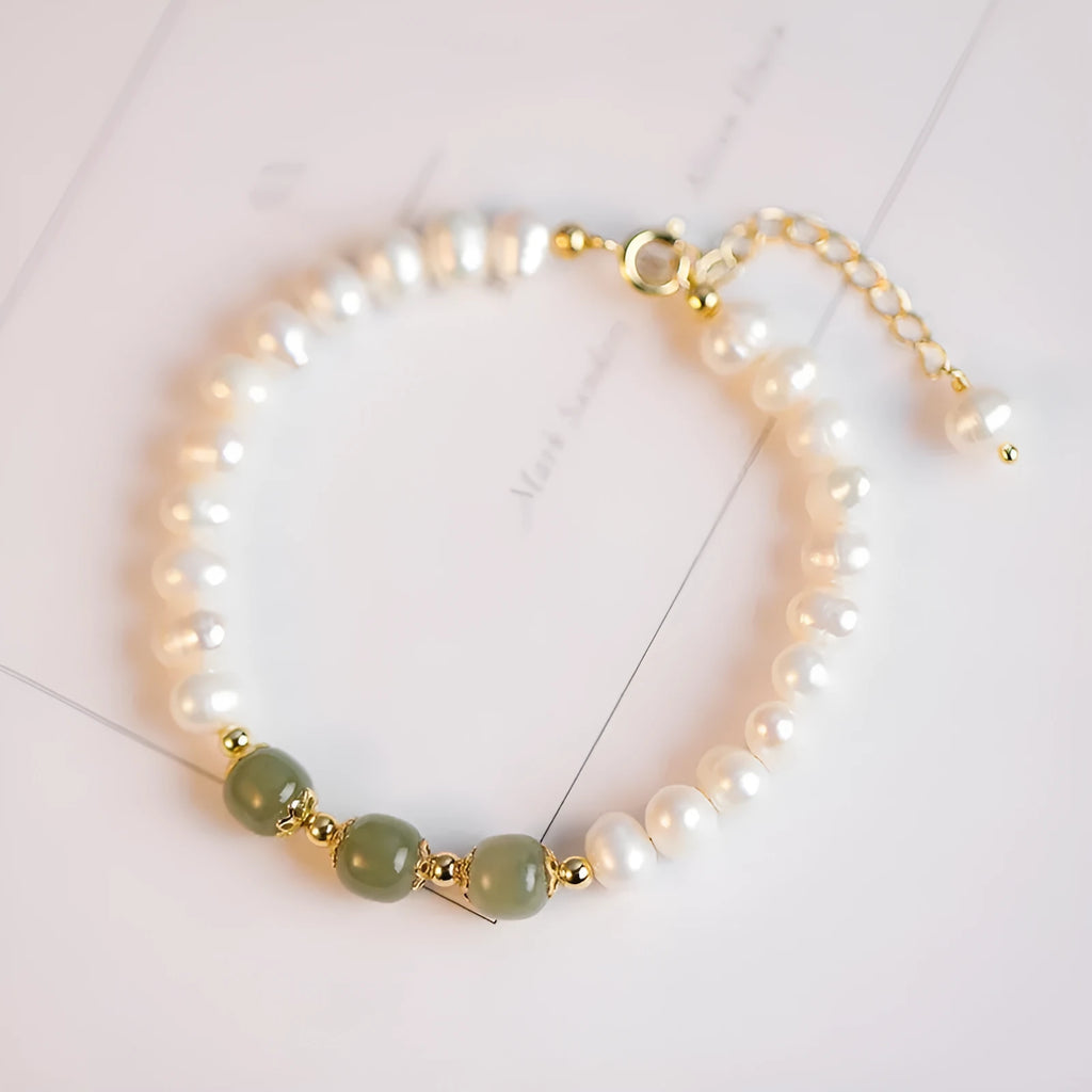 Natural freshwater pearl bracelet in Hetian jade colour with diamond shape and Korean style design.