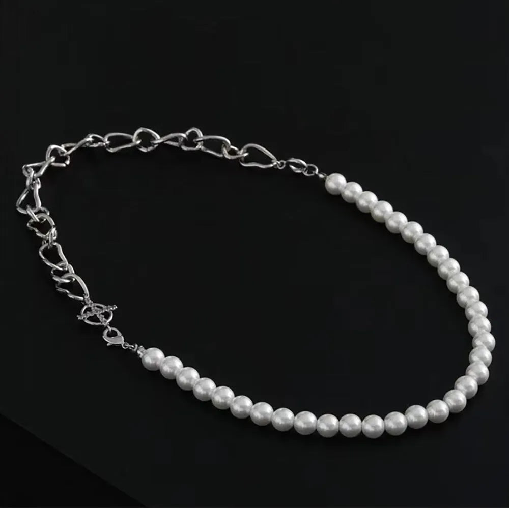 White geometric acrylic clavicle chain necklace with asymmetric minority design and twisted chain