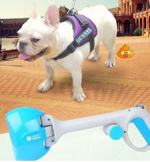 Compact, portable pet waste cleanup scooper that attaches to dog leash for hassle-free outdoor adventures