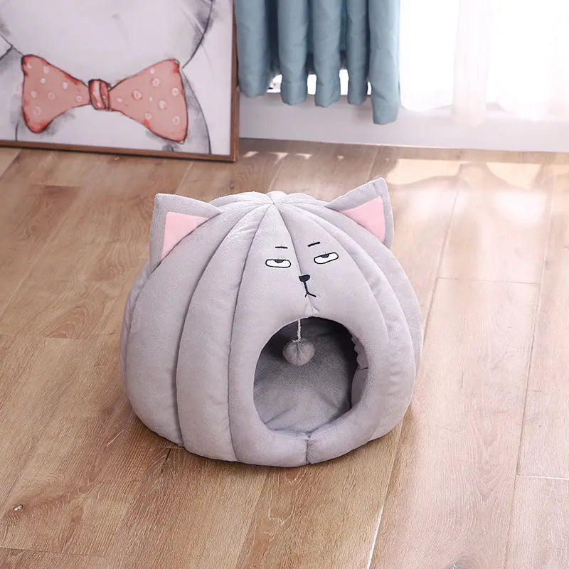 Enclosed cat litter pet nest in Bear colour, made from short plush fabric with PP cotton filling, for small pets