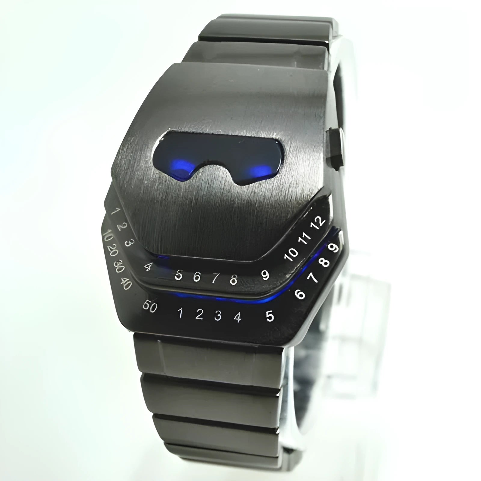 Alloy men's electronic watch black diamond dial with number display on alloy strap