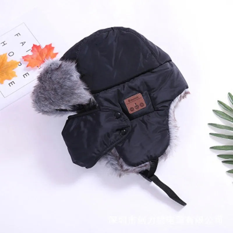 Bluetooth bomber hat with acrylic plush lining, Bluetooth 4.1, 10 m range, built-in earphones, black blue red.