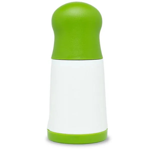 Hand-held herb grinder and spice mill with microplane cutting blade for chopping fresh herbs