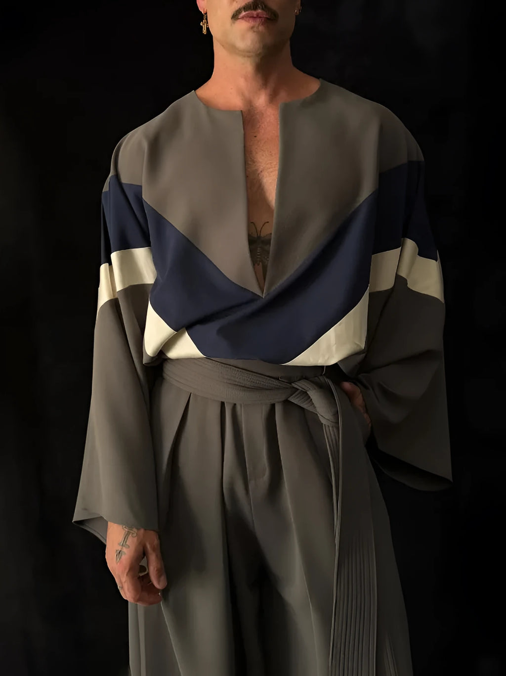 Grey colour-block top and wide-leg pants set, matching two-piece outfit available in sizes S to 3XL