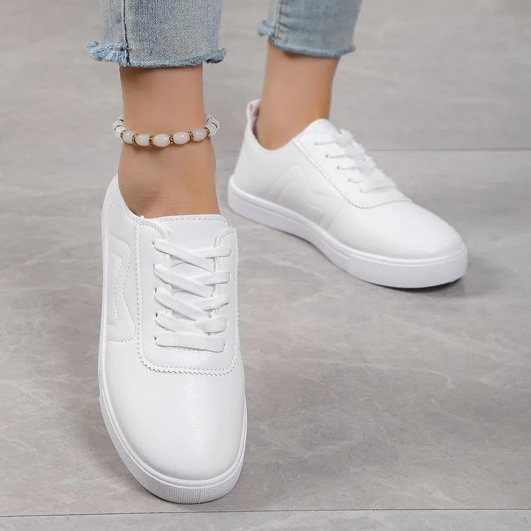Round toe white lace up casual platform shoes with artificial PU upper and rubber sole