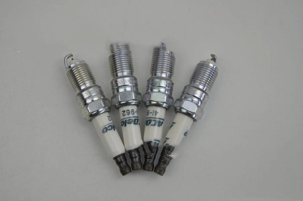 Iridium gold spark plug 41-962 with iridium gold flame electrode for Buick Chevrolet Hummer