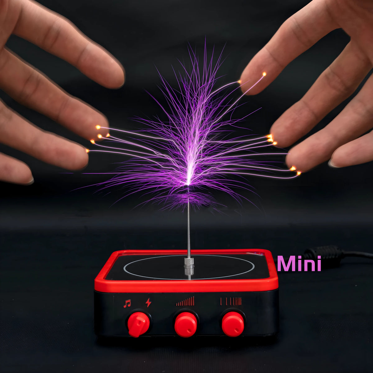 Music Tesla coil with Bluetooth, adjustable 0-8cm lightning, 96 x 96 x 33mm host, black or red, with power supply and accessories