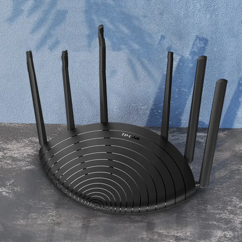 AC1900 Gigabit dual-band wireless router with four external antennas and UK power plug