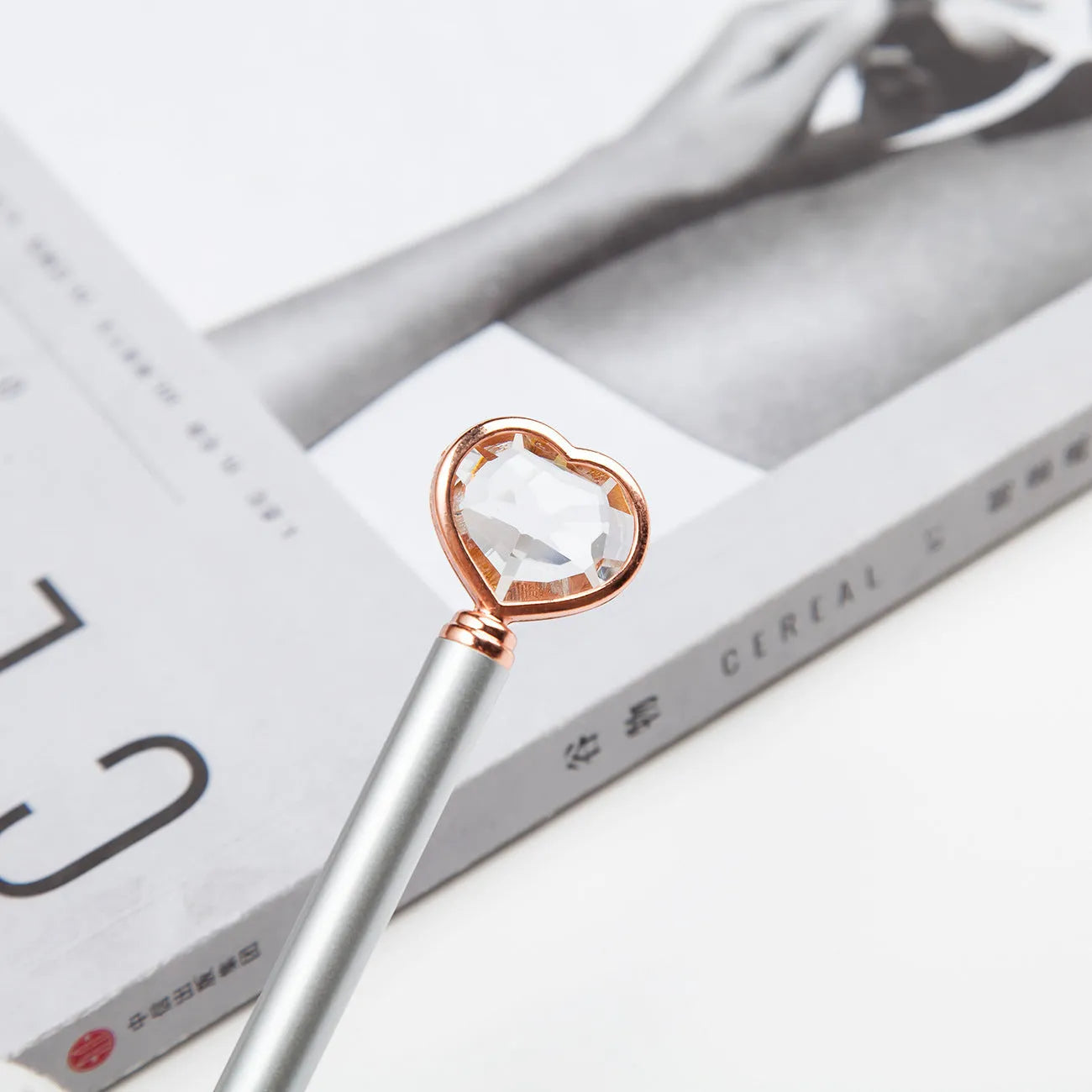 Creative Crystal Love Ball Diamond Metal Pen in gold, rose gold, and silver colours.