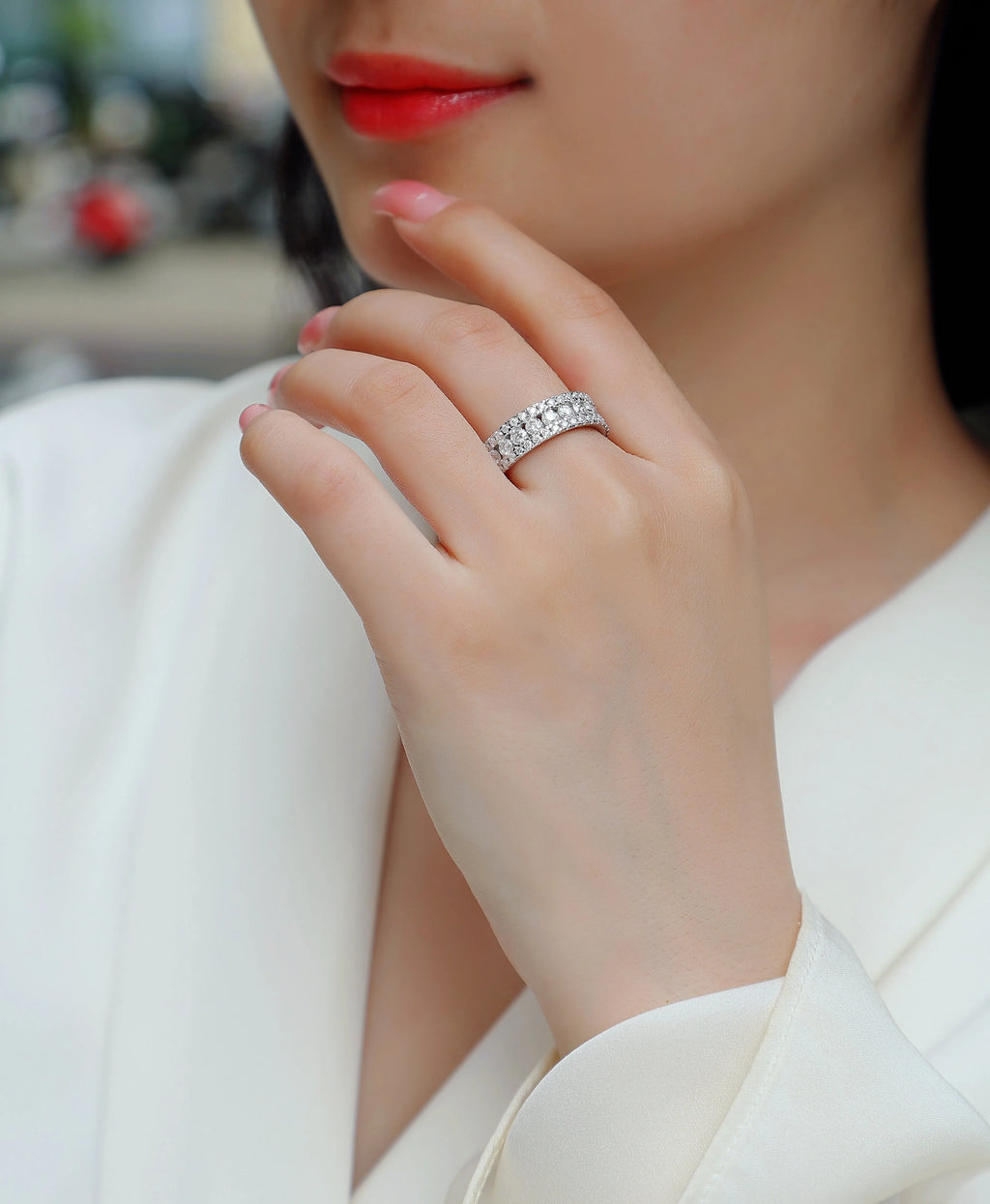 Moissanite wedding ring set in S925 silver with platinum plating, stone under 0.1 carat, sizes 5 to 9, gift box