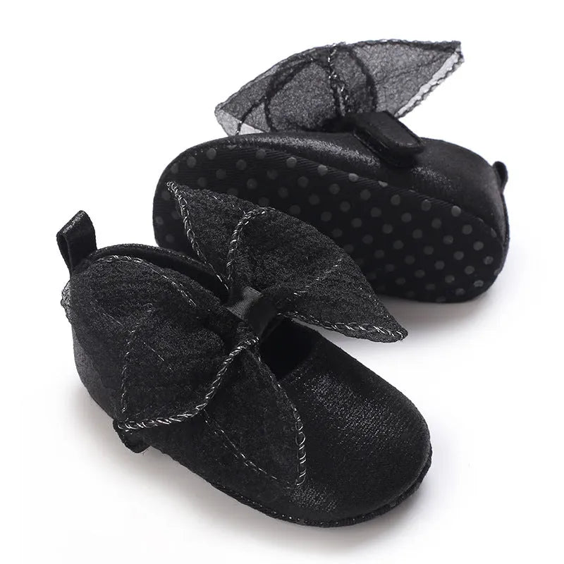 Baby toddler Princess shoes with artificial PU upper and Velcro fastening, 11cm to 13cm, in black gold silver or pink