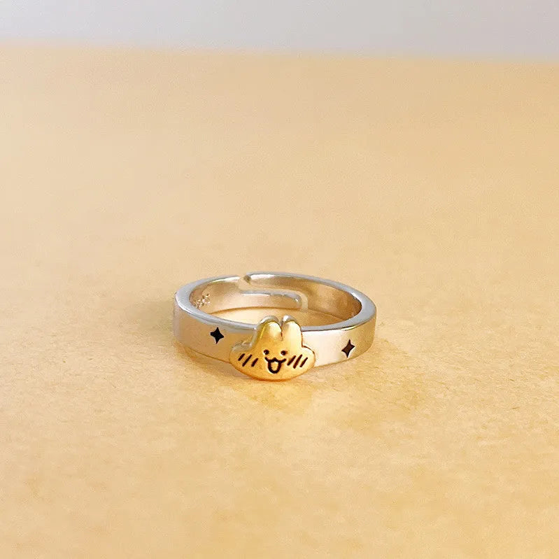 Women's shy rabbit ring in metal with adjustable opening and electroplated finish