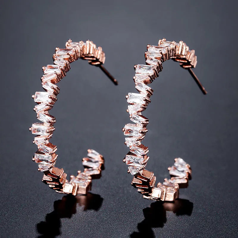 Women's retro C-shaped earrings with inlaid zirconium stones in gold colour