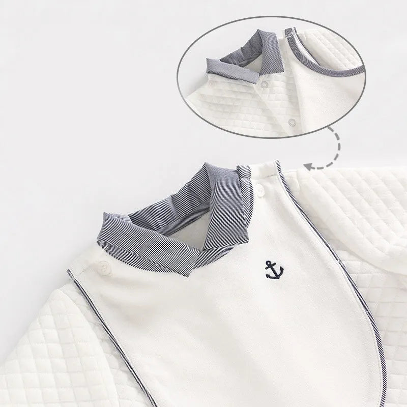 White long-sleeved cotton baby gentleman romper for spring and autumn wear