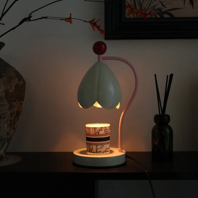 Linglan modern style melting wax fragrance lamp in cream white or dark green with metal holder