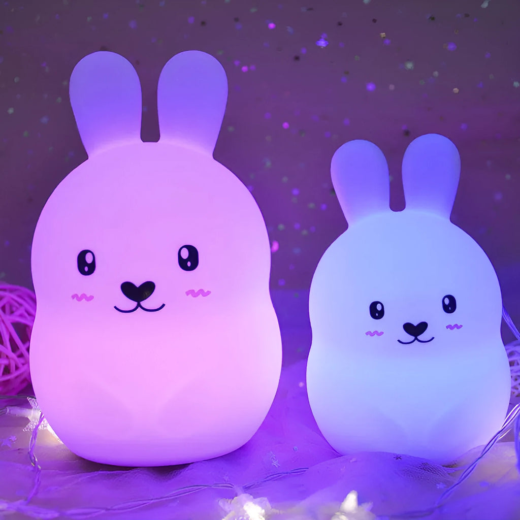 Silica gel nightlight with silicone shade, LED light source, 120x120x187mm size, USB cable and manual.