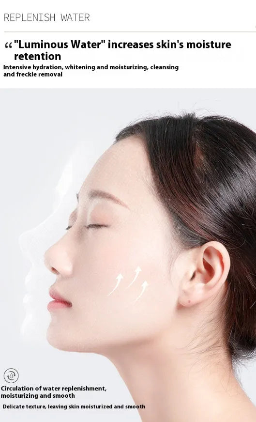 Whitening and freckle removing facial care set with 120ml, 120ml, 15ml and 50g net contents, Gold Luxury option