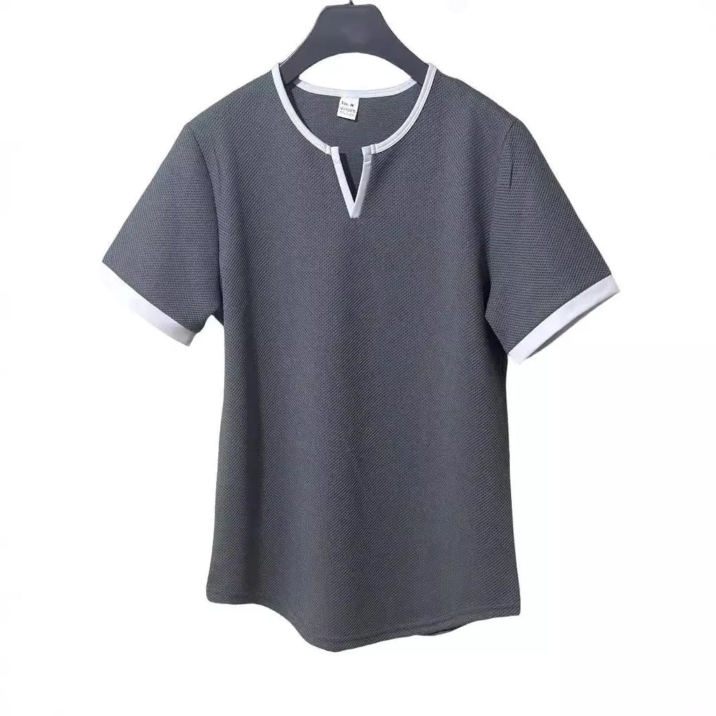 Men's colour-block V-neck outdoor sports T-shirt in waffle fabric on a hanger.