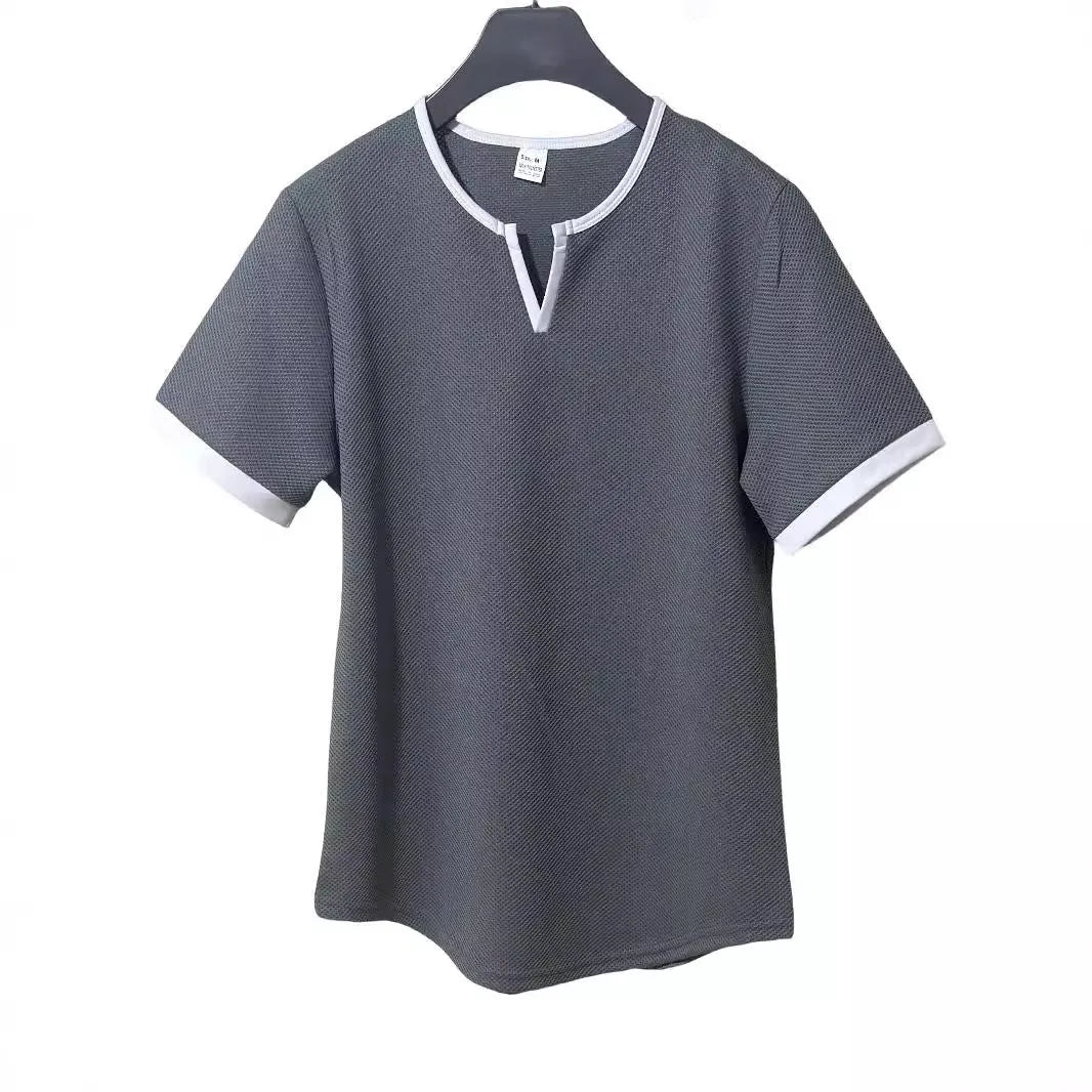 Men's colour-block V-neck outdoor sports T-shirt in waffle fabric on a hanger.