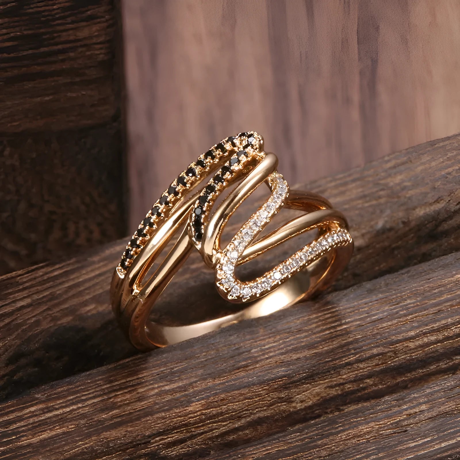 Women's copper fashion ring with micro-inlaid zircon stones in electroplated WK2230 colour