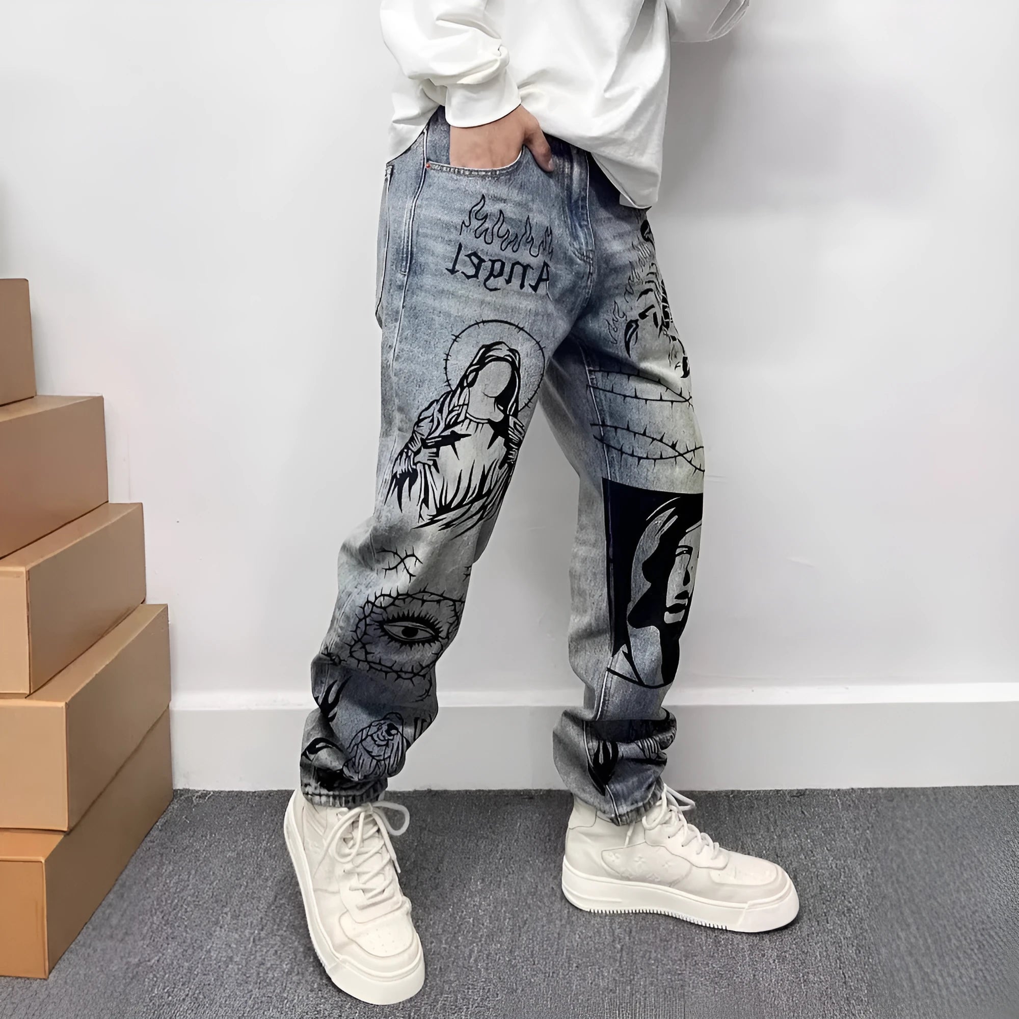 Slightly pulled doodle hand drawn dirty gradual change black to grey low waist jeans
