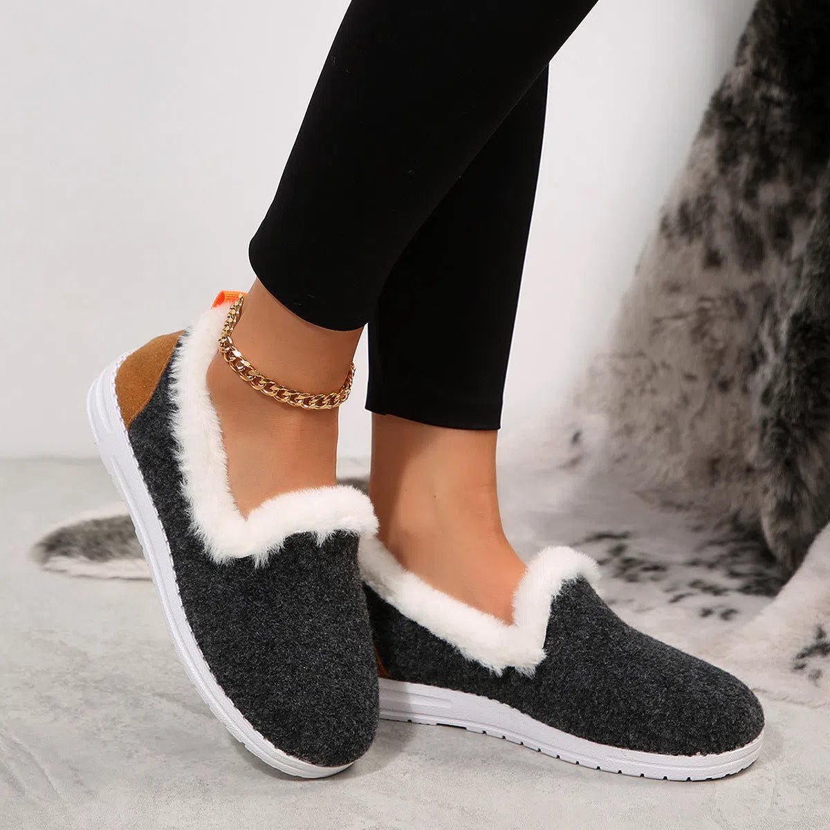 Women's Korean style thick soled low top suede slip on loafers with warm plush lining in rose red