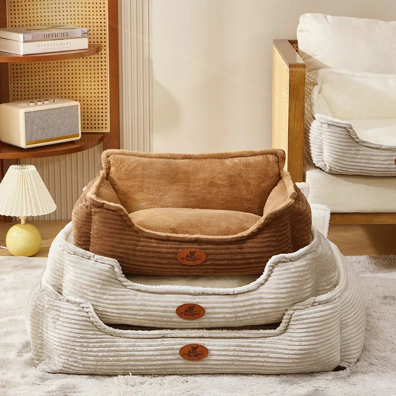 Washable four-season kennel bed for small and medium dogs and cats in coffee colour