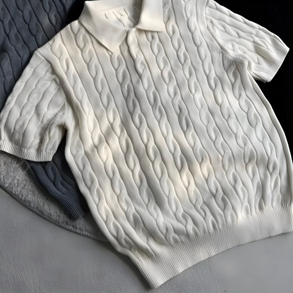 Man wearing a gray knitted short sleeve crew neck t-shirt, casual summer outfit.