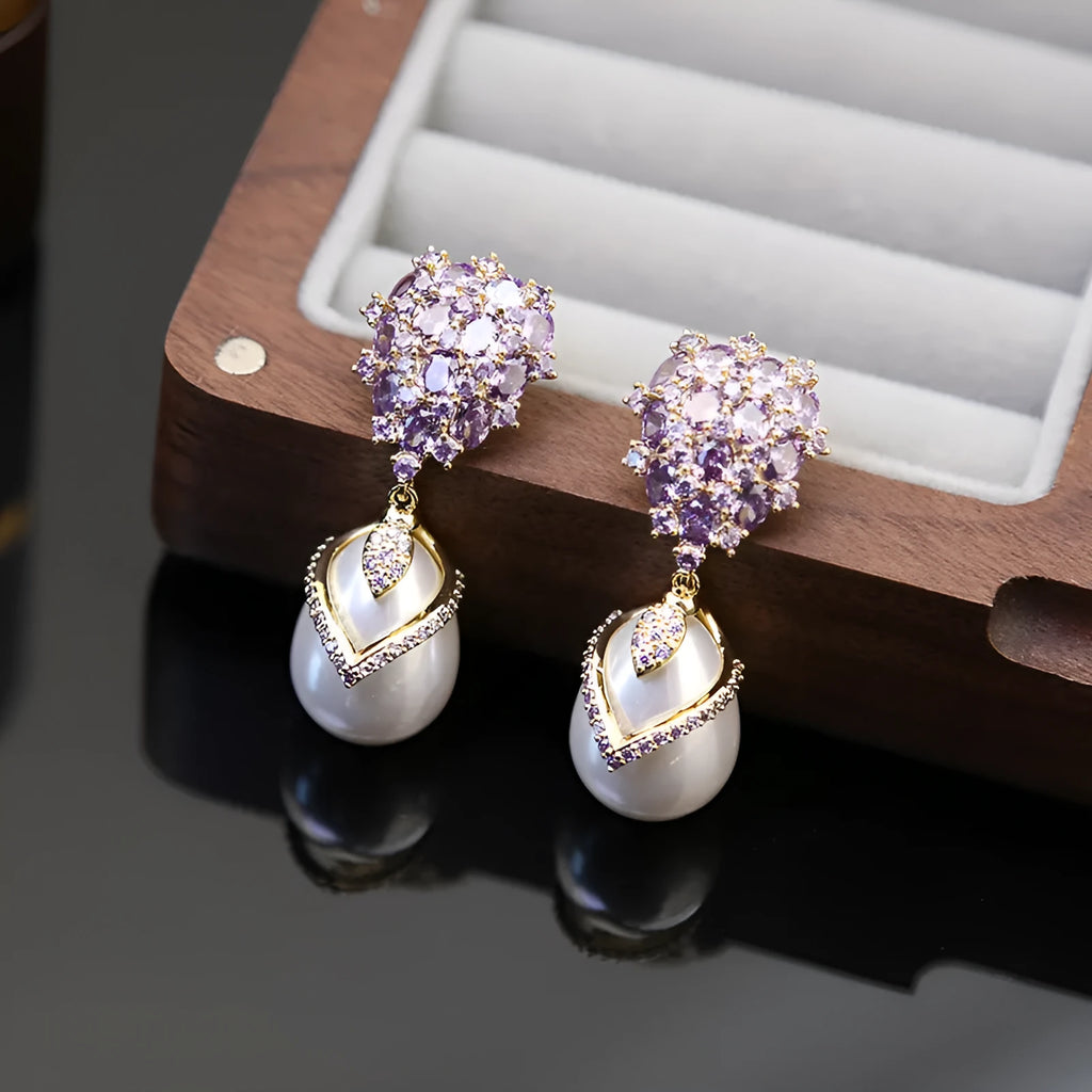 Women's drop-shaped pearl earrings with genuine freshwater pearl inlay and zircon accents on 18K gold-plated copper