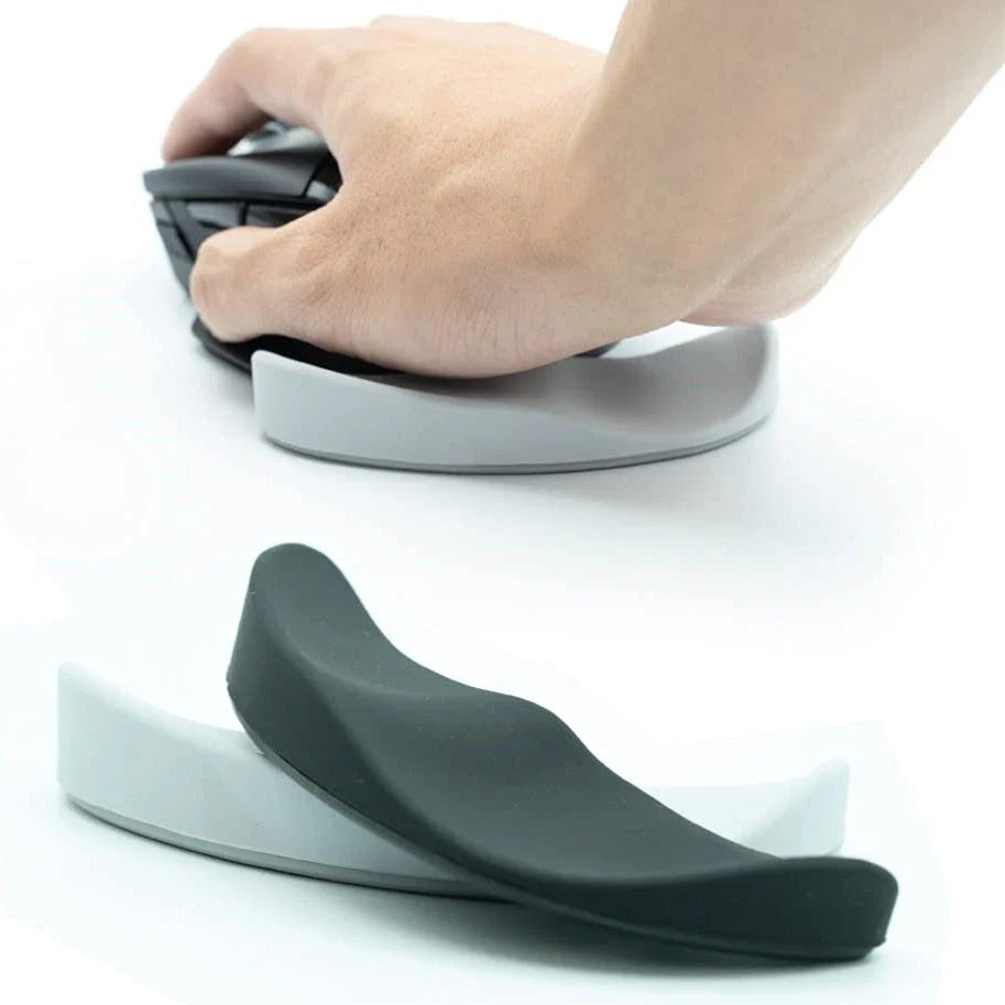 Ergonomic mouse pad with adjustable gel wrist rest for comfortable and precise computer and gaming use