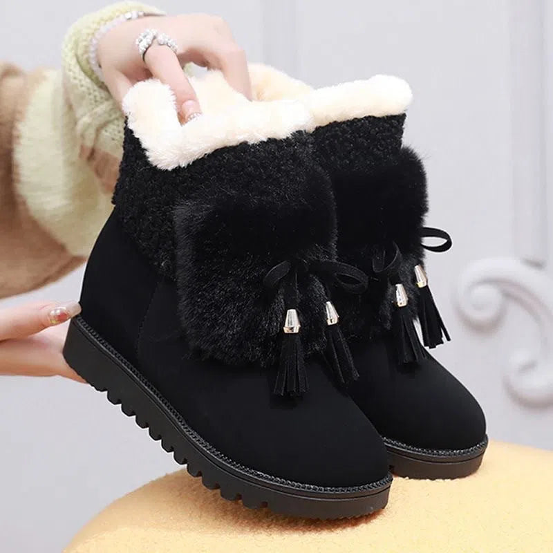 Mid-length women's snow boots with front zip, microfiber upper, chunky mid heel, black or grey, sizes 35-40