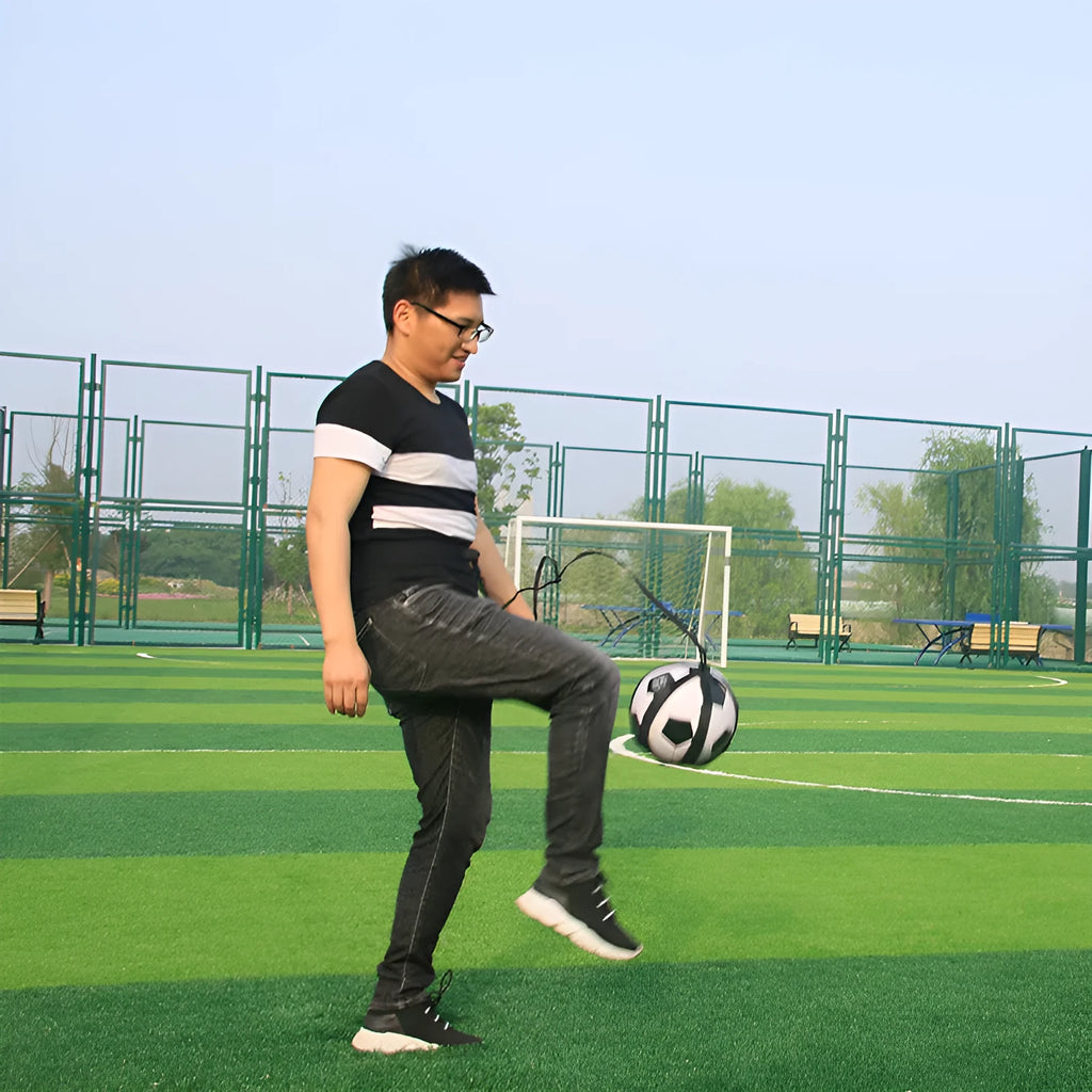 Black football juggling belt for training with 2 metre length and diving suit fabric construction